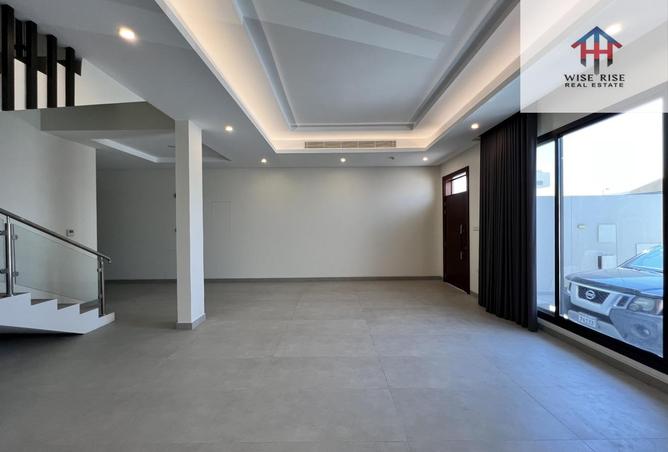 56423511 - Property Image 2