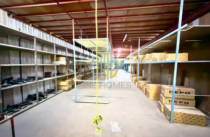 Warehouse - Studio - 1 Bathroom for rent in Salmabad - Central Governorate