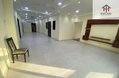 Apartment - 4 Bedrooms - 3 Bathrooms for rent in Alhajiyat - Riffa - Southern Governorate