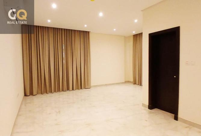 54801141 - Property Image 2