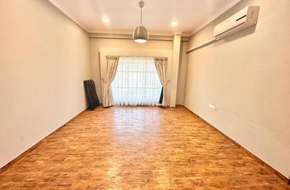 Apartment - 3 Bedrooms - 4 Bathrooms for rent in Tubli - Central Governorate Apartment - 3 Bedrooms - 4 Bathrooms for rent in Tubli - Central Governorate