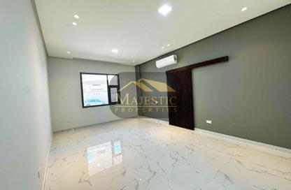 Whole Building - 7+ Bedrooms - 7+ Bathrooms for sale in Shakhura - Northern Governorate