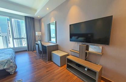 Apartment - Studio - 1 for sale in Sanabis - Manama - Capital Governorate