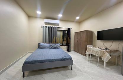 Apartment - Studio - 1 Bathroom for rent in Zinj - Manama - Capital Governorate