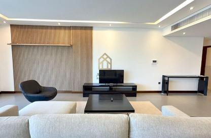 Apartment - 2 Bedrooms - 3 Bathrooms for rent in Reef Island - Capital Governorate
