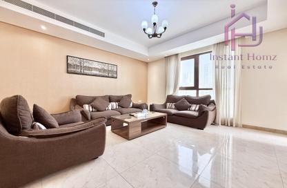 Apartment - 2 Bedrooms - 3 Bathrooms for rent in Al Juffair - Capital Governorate