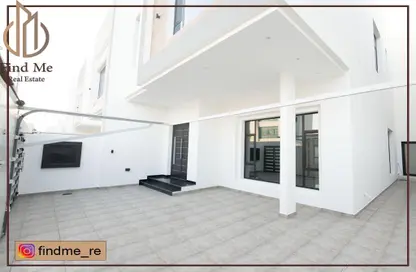 فيلا - 4 غرف نوم - 5 حمامات للبيع في توبلي - المحافظة الوسطى