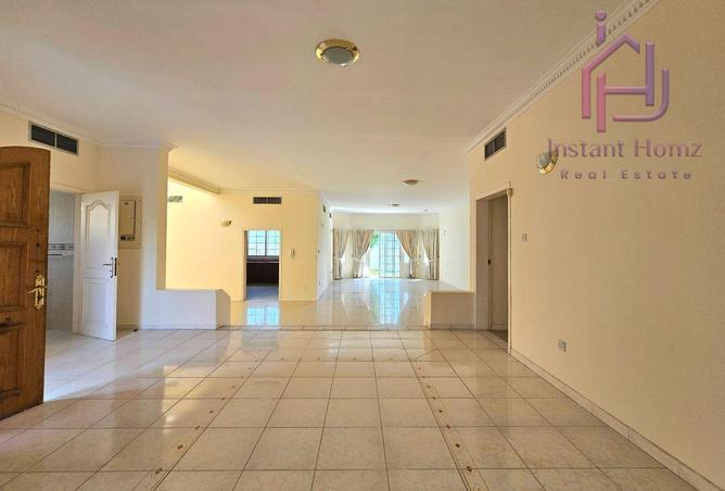 56422742 - Property Main Image