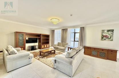 Apartment - 3 Bedrooms - 3 Bathrooms for rent in Al Juffair - Capital Governorate