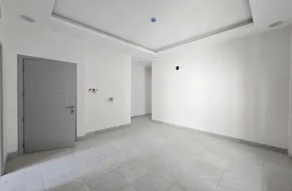 Apartment - 2 Bedrooms - 3 Bathrooms for rent in Alhajiyat - Riffa - Southern Governorate