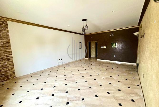 52598107 - Property Main Image