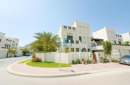 Villa - 5 Bedrooms - 6 Bathrooms for sale in Al Noor - Diyar Al Muharraq - Muharraq Governorate