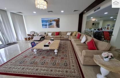 Villa - 5 Bedrooms - 7 Bathrooms for sale in Tala Island - Amwaj Islands - Muharraq Governorate