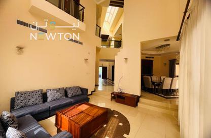 Villa - 5 Bedrooms - 5 Bathrooms for rent in Saar - Northern Governorate