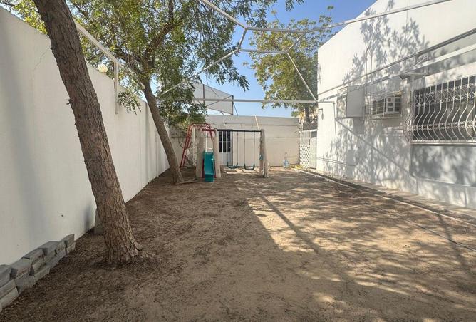 992598 - Property Main Image