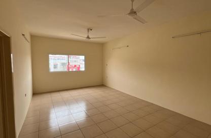 Apartment - 3 Bedrooms - 1 Bathroom for rent in Janabiya - Northern Governorate