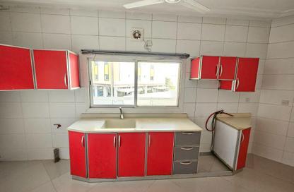 Apartment - 2 Bedrooms - 2 Bathrooms for rent in Hidd - Muharraq Governorate
