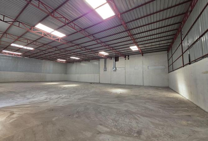 990130 - Property Image 3