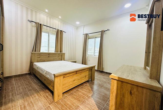 52037931 - Property Image 3