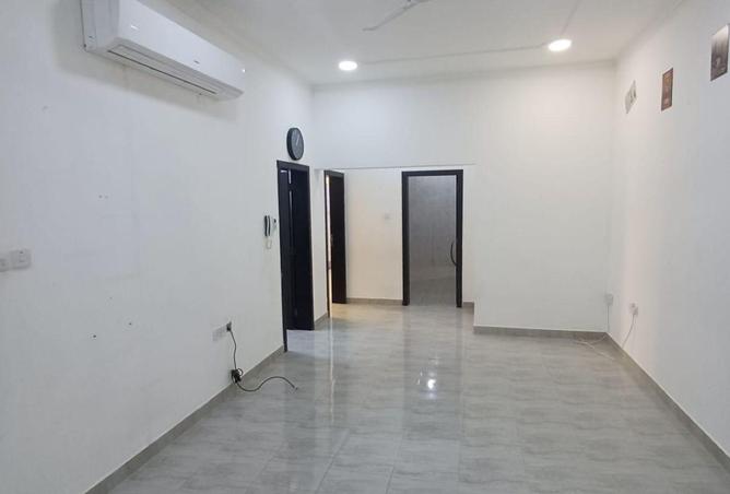 1002710 - Property Image 3