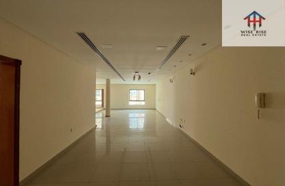 Apartment - 2 Bedrooms - 2 Bathrooms for rent in Zinj - Manama - Capital Governorate
