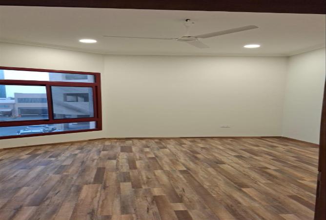 994056 - Property Main Image