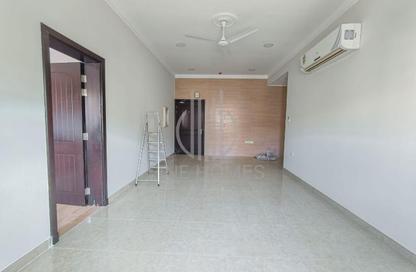 Apartment - 2 Bedrooms - 2 Bathrooms for rent in Tubli - Central Governorate