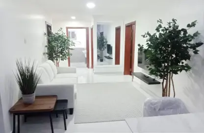 Apartment - 4 Bedrooms - 3 Bathrooms for sale in Busaiteen - Muharraq Governorate