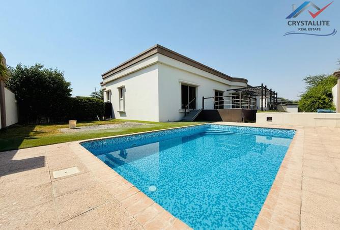 996494 - Property Image 2