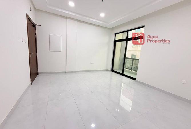 994241 - Property Image 2