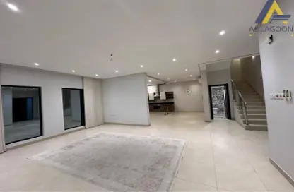 Villa - 4 Bedrooms - 4 Bathrooms for rent in Saar - Northern Governorate Villa - 4 Bedrooms - 4 Bathrooms for rent in Saar - Northern Governorate