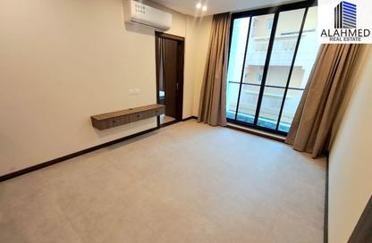 Apartment - 1 Bedroom - 1 Bathroom for rent in Al Juffair - Capital Governorate Apartment - 1 Bedroom - 1 Bathroom for rent in Al Juffair - Capital Governorate