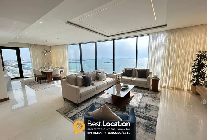 998136 - Property Image 2