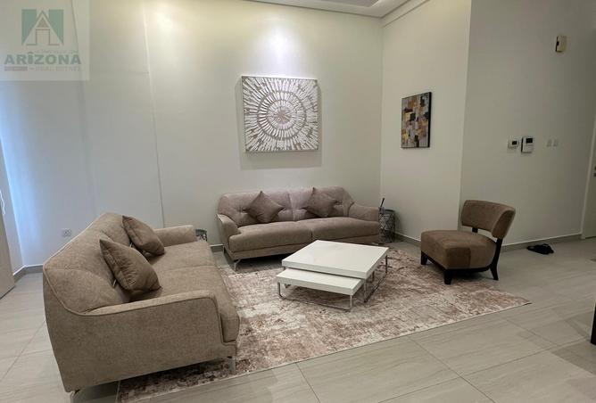 51382381 - Property Image 2