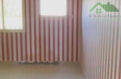 Apartment - 2 Bedrooms - 2 Bathrooms for rent in Jid Ali - Central Governorate