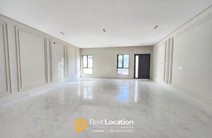 Villa - 4 Bedrooms - 5 Bathrooms for sale in Hamad Town - Northern Governorate