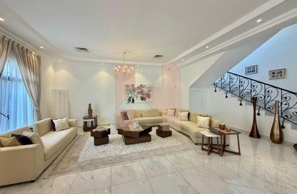 Villa - 5 - 7 for rent in Maqabah - Northern Governorate Villa - 5 - 7 for rent in Maqabah - Northern Governorate