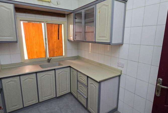 992257 - Property Image 2