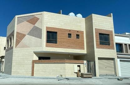 Villa - 5 Bedrooms - 6 Bathrooms for sale in Arad - Muharraq Governorate