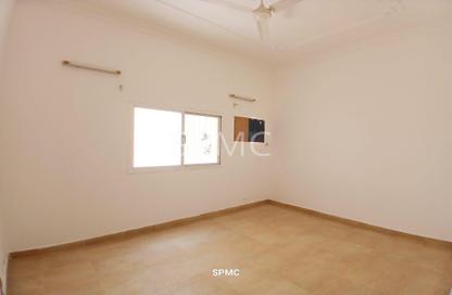 Apartment - 3 Bedrooms - 2 Bathrooms for rent in Hidd - Muharraq Governorate