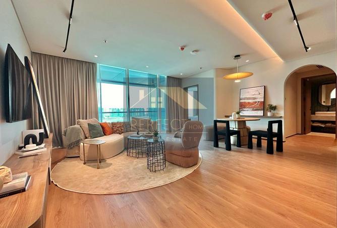 999800 - Property Image 2