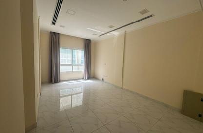 Apartment - 2 Bedrooms - 2 Bathrooms for rent in Tubli - Central Governorate
