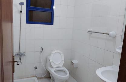 Apartment - 2 Bedrooms - 2 Bathrooms for rent in Al Maqsha - Northern Governorate