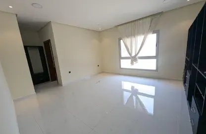 Apartment - 3 Bedrooms - 2 Bathrooms for rent in Janabiya - Northern Governorate