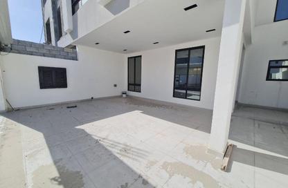 Villa - 3 Bedrooms - 5 Bathrooms for sale in Busaiteen - Muharraq Governorate