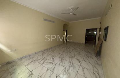 Apartment - 2 Bedrooms - 2 Bathrooms for rent in Tubli - Central Governorate