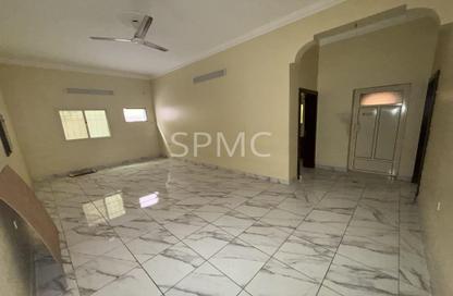 Apartment - 2 Bedrooms - 2 Bathrooms for rent in Tubli - Central Governorate