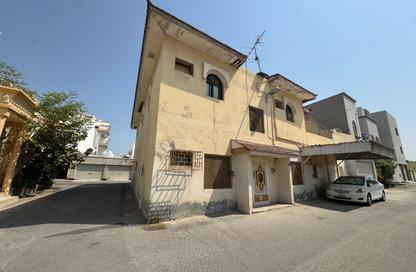 Villa - 7+ Bedrooms - 6 Bathrooms for sale in Budaiya - Northern Governorate