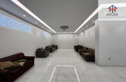 Apartment - 4 Bedrooms - 2 Bathrooms for rent in Adliya - Manama - Capital Governorate Apartment - 4 Bedrooms - 2 Bathrooms for rent in Adliya - Manama - Capital Governorate