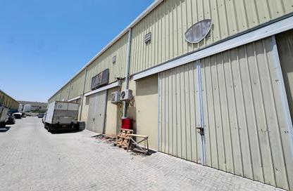 Warehouse - Studio - 1 Bathroom for rent in Salmabad - Central Governorate